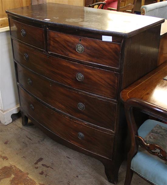 19C mahogany bow-fronted chest of drawers